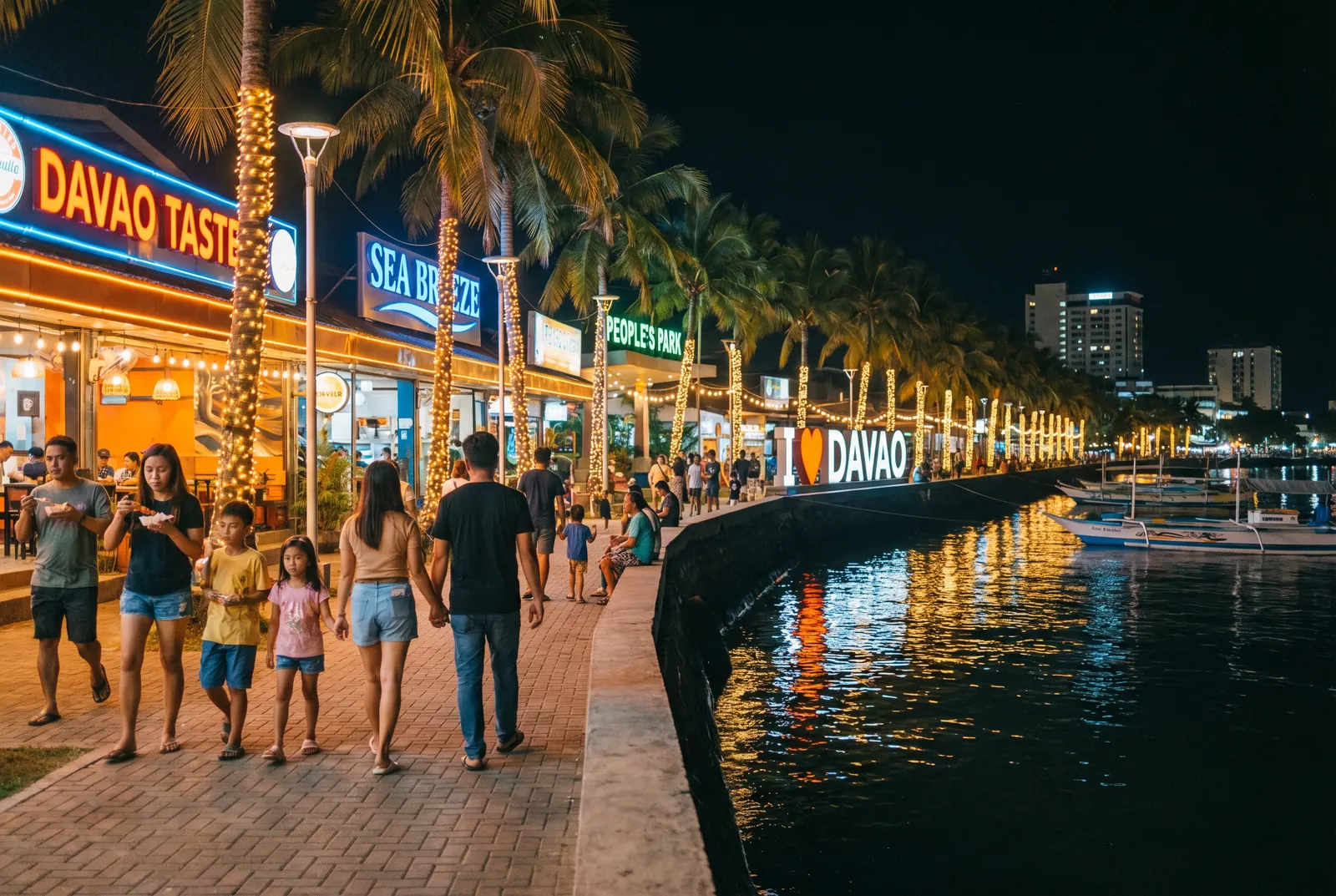 Davao City bei Nacht